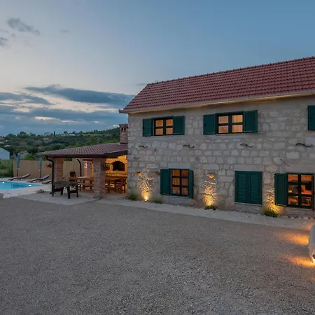 Holiday home In Glavina Donja With Kitchen Donja Glavina